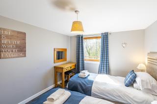 Lord Galloway 31 with Hot Tub - 4