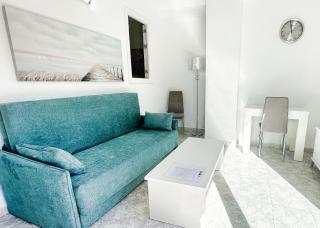 Skol 131 - Studio at Skol Building in Marbella centre with sea views. - Marbella - 9