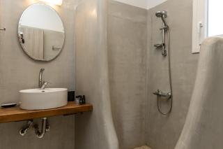 Helios Beach Studios - 3