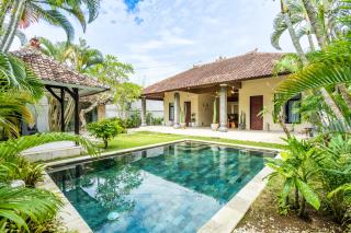 Villa Damai Oasis in The Heart of Seminyak - Seminyak - 3