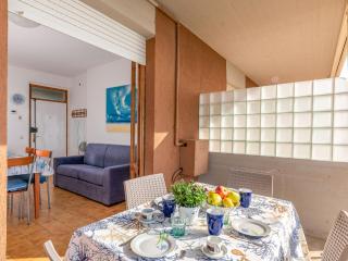 Apartment La casa sul mare by Interhome - Casa SantʼEugenia - 4