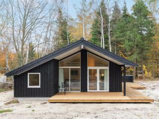 Holiday Home Haiko - 250m from the sea by Interhome - Rønne - 0