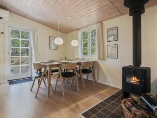 Holiday Home Zeytun - 800m from the sea by Interhome - Neksø - 2