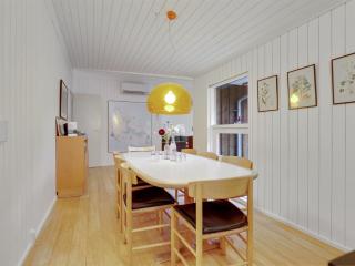 Holiday Home Gaja - 1km from the sea by Interhome - Neksø - 2