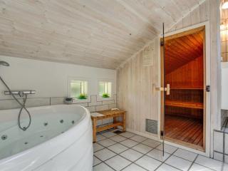 Holiday Home Sylvia - 700m from the sea by Interhome - Neksø - 3