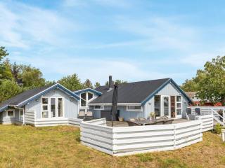 Holiday Home Julietta - 50m from the sea by Interhome - Neksø - 8
