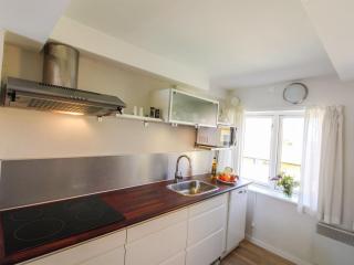 Apartment Thyrne - 500m from the sea by Interhome - 4