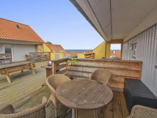 Apartment Gulla - 300m from the sea by Interhome - Gudhjem - 4