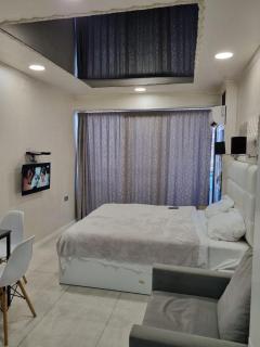 Orbi Bearch Tower Apartments - Batumi - 4