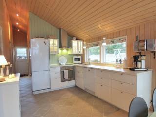 Holiday Home Lilia - 900m from the sea by Interhome - 5