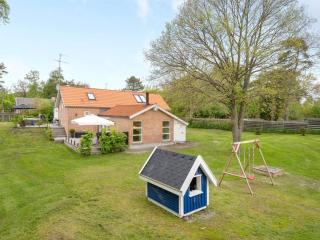 Holiday Home Marjukka - 10m from the sea by Interhome - Marielyst - 8