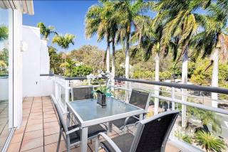 43 Holiday in the Heart of Hastings Street - Noosa Heads - 1