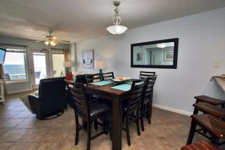 Boardwalk 1082 by Youngs Suncoast - 4