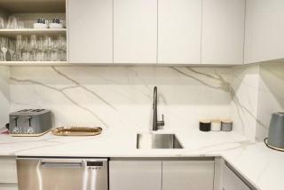 617 Hastings Street metres to the beach - Noosa Heads - 2