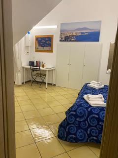 Kiki Suite Napoli Centro - Naples - 4