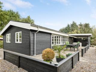 Holiday Home Mahalia - 300m from the sea by Interhome - Neder Lysabild - 0