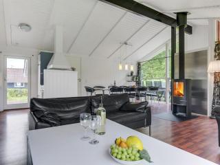 Holiday Home Annica - 150m from the sea by Interhome - Mommark - 5