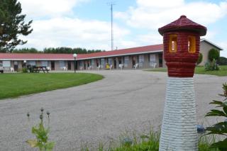 Lighthouse Motel - 8