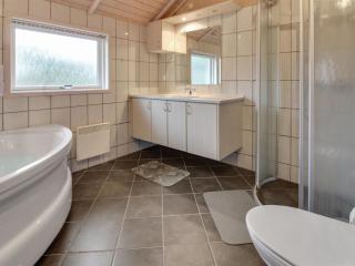 Holiday Home Oivi - 430m from the sea by Interhome - Lakolk - 5