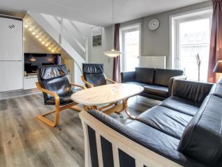 Apartment Anouk - 1-7km from the sea by Interhome - 8