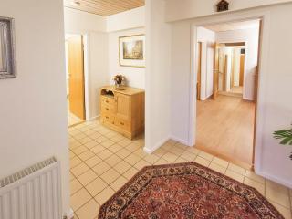 Paddock House - 7