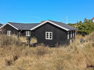 Holiday Home Soleil - 300m from the sea by Interhome - 5