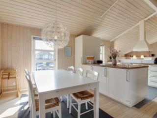 Holiday Home Hjalma - from the sea by Interhome - 2