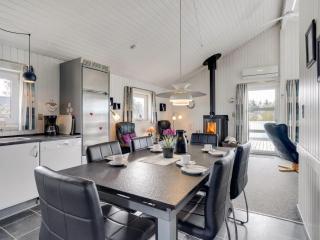 Holiday Home Esir - 800m from the sea by Interhome - 8
