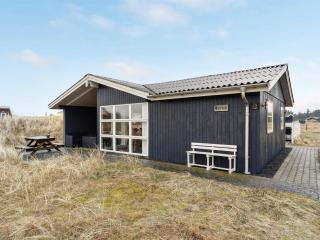Holiday Home Drifa - 600m from the sea by Interhome - 5