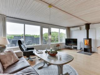 Holiday Home Hélène - 400m from the sea by Interhome - 5