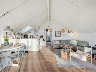 Holiday Home Kamile - 400m from the sea by Interhome - 2