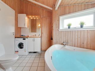 Holiday Home Aja - 900m from the sea by Interhome - Løkken - 7