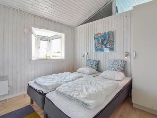 Holiday Home Falka - 800m from the sea by Interhome - 2