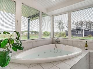 Holiday Home Dome - 750m from the sea by Interhome - Løkken - 1