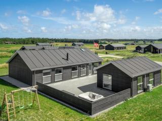 Holiday Home Tatiane - 1-5km from the sea by Interhome - Løkken - 0