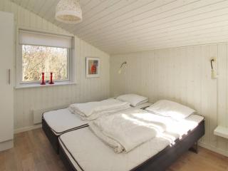 Holiday Home Aafje - 700m from the sea in NW Jutland by Interhome - Løkken - 2