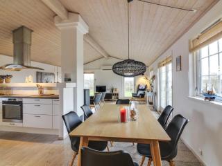 Holiday Home Mata - 700m from the sea by Interhome - Løkken - 8