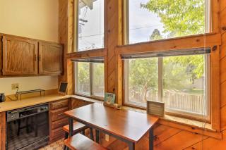 Cozy Studio Near Hiking and Skiing, Walk to Downtown - Mount Shasta - 4