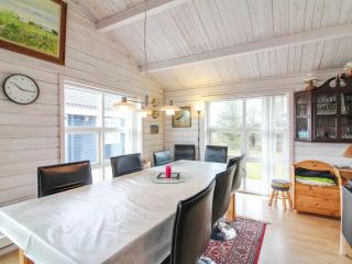 Holiday Home Mathy - 900m from the sea by Interhome - Løkken - 2