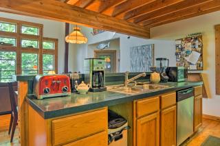 Forested Pentwater Vacation Rental - Walk to Beach - 4