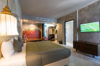 Patong Signature Boutique Hotel - 4