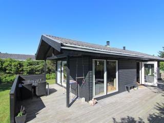 Holiday Home Eyer - 800m from the sea by Interhome - 0
