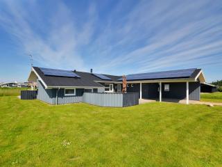 Holiday Home Joella - 200m from the sea by Interhome - Løkken - 0