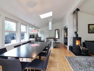 Holiday Home Nienke - 700m from the sea by Interhome - 6