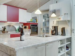 Holiday Home Antonella - 850m from the sea by Interhome - Løkken - 4