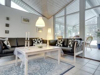 Holiday Home Antonella - 850m from the sea by Interhome - Løkken - 8