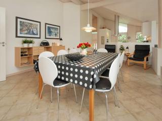 Holiday Home Hildburg - 1-5km from the sea by Interhome - 3