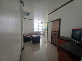 Remarkable 1-Bed Apartment in Davao City - 4