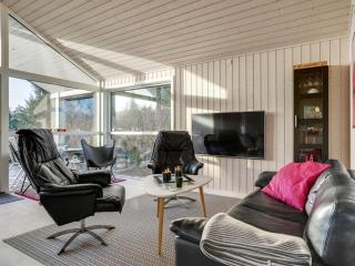 Holiday Home Tayara - 300m from the sea by Interhome - Løkken - 8