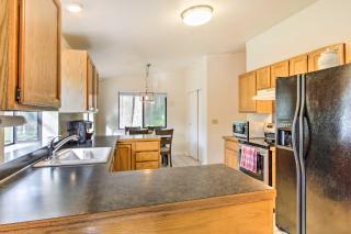 Quiet Lakefront Olympia Home with Dock on Half Acre - Olympia - 2